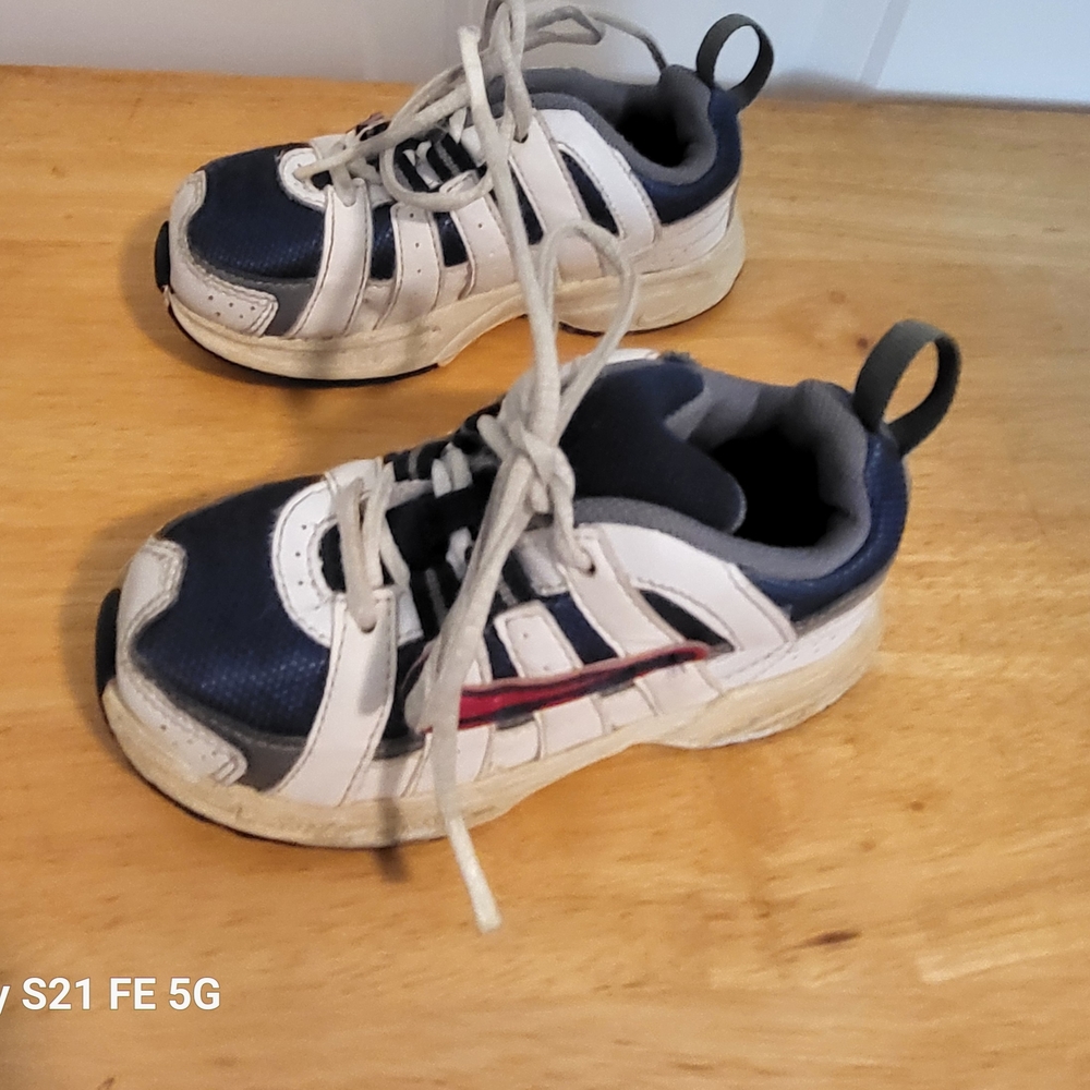 Nike Blue and White Sneakers with Supportive Sole Size 7